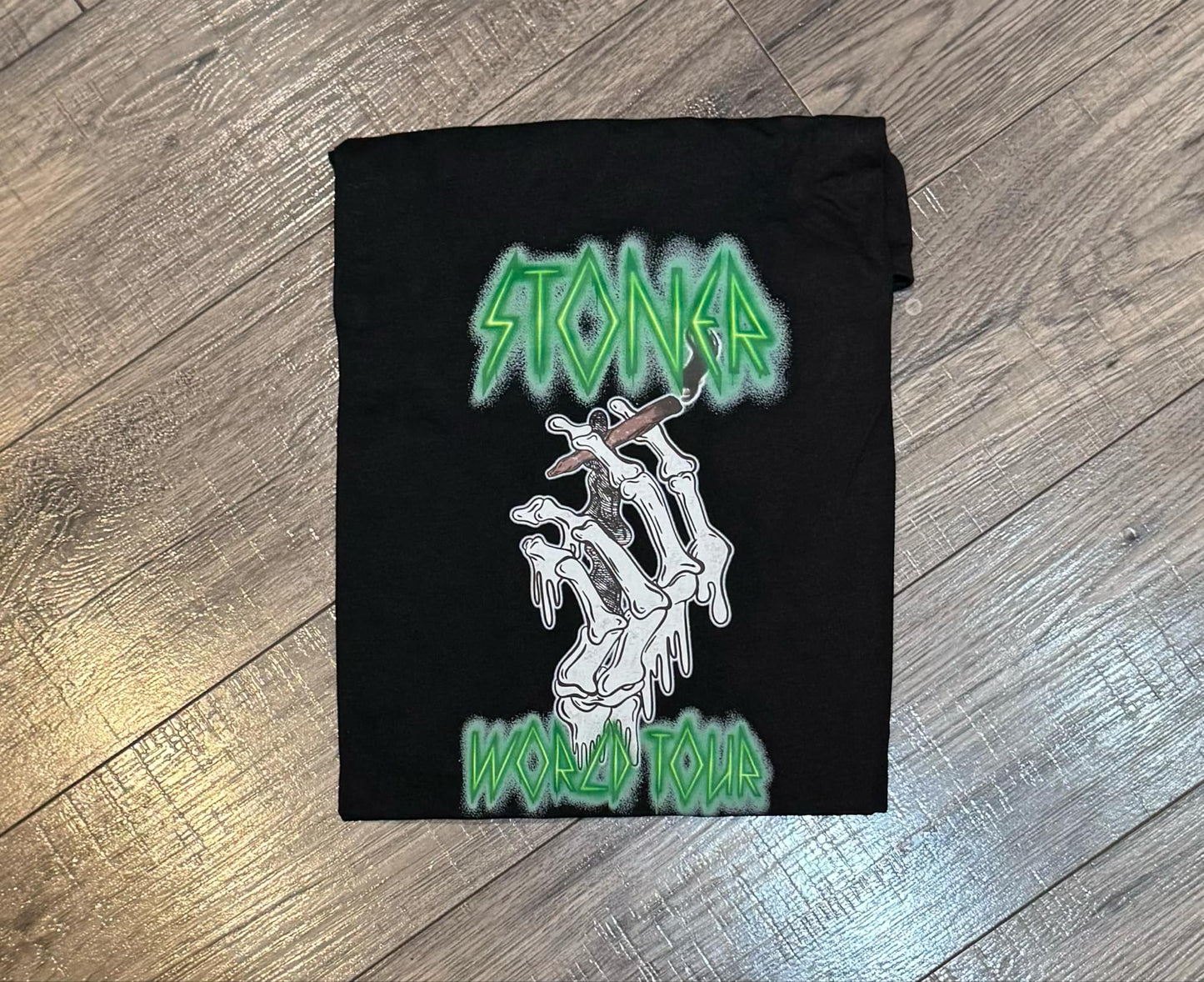 Stoner World Tour T-shirt SIZE MEDIUM-Black