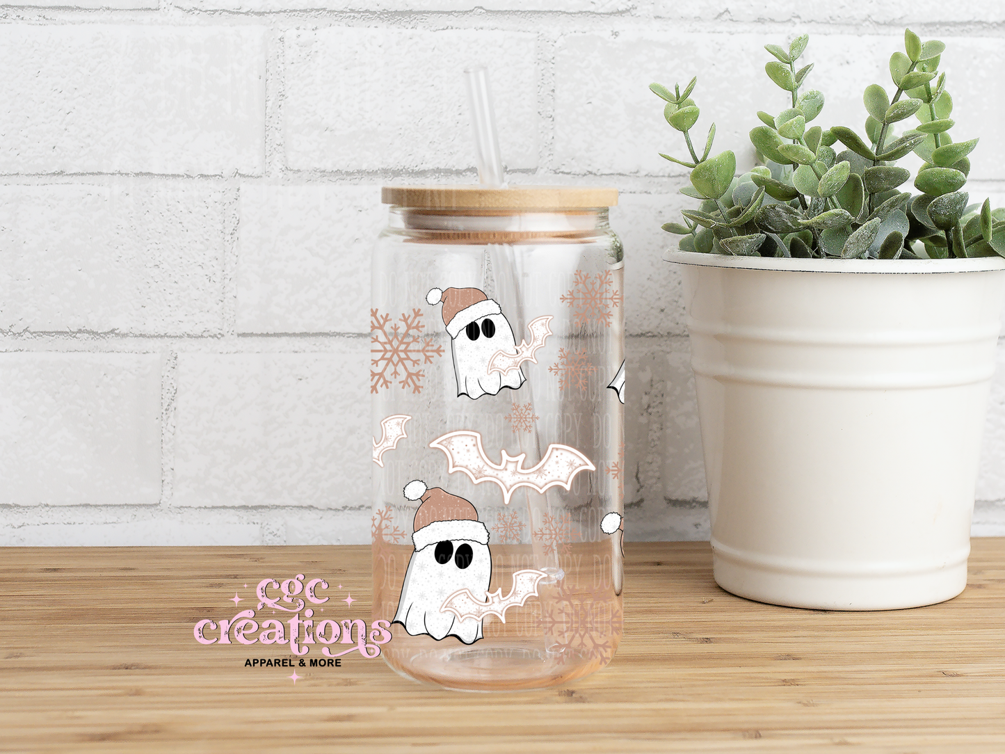 Christmas Ghostie #3 16oz Glass Cup With Lid