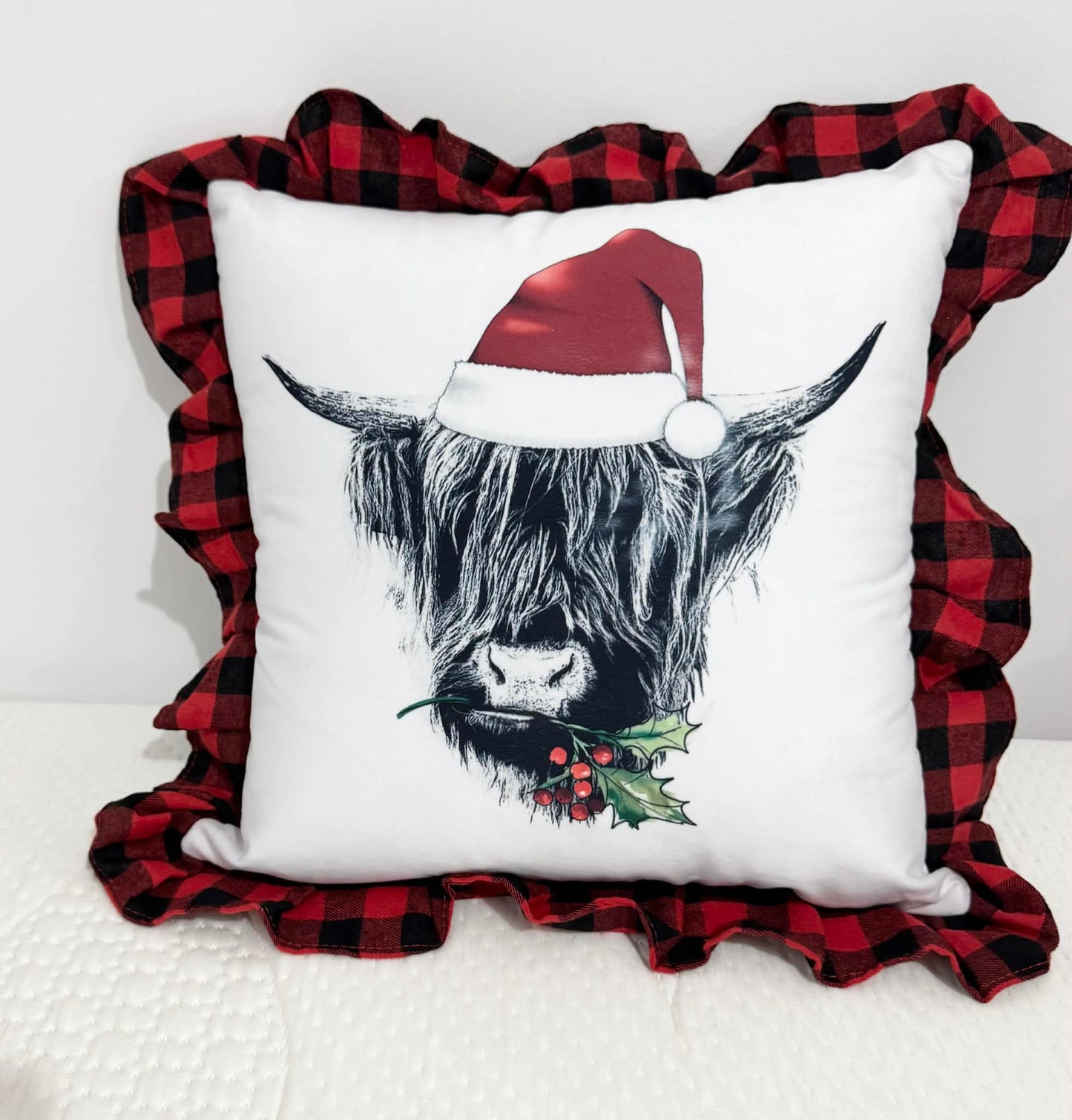 Highland Cow Christmas Red Plaid Trim Pillow