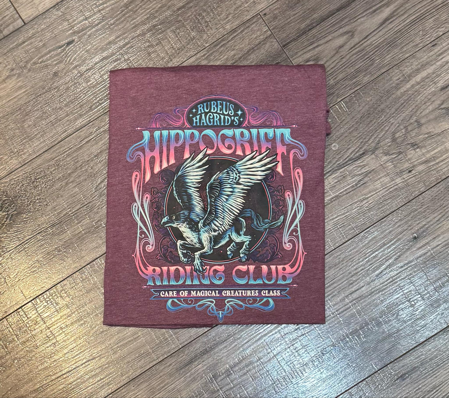 Hippogrief Riding Club T-shirt SIZE XL-Heather Wine