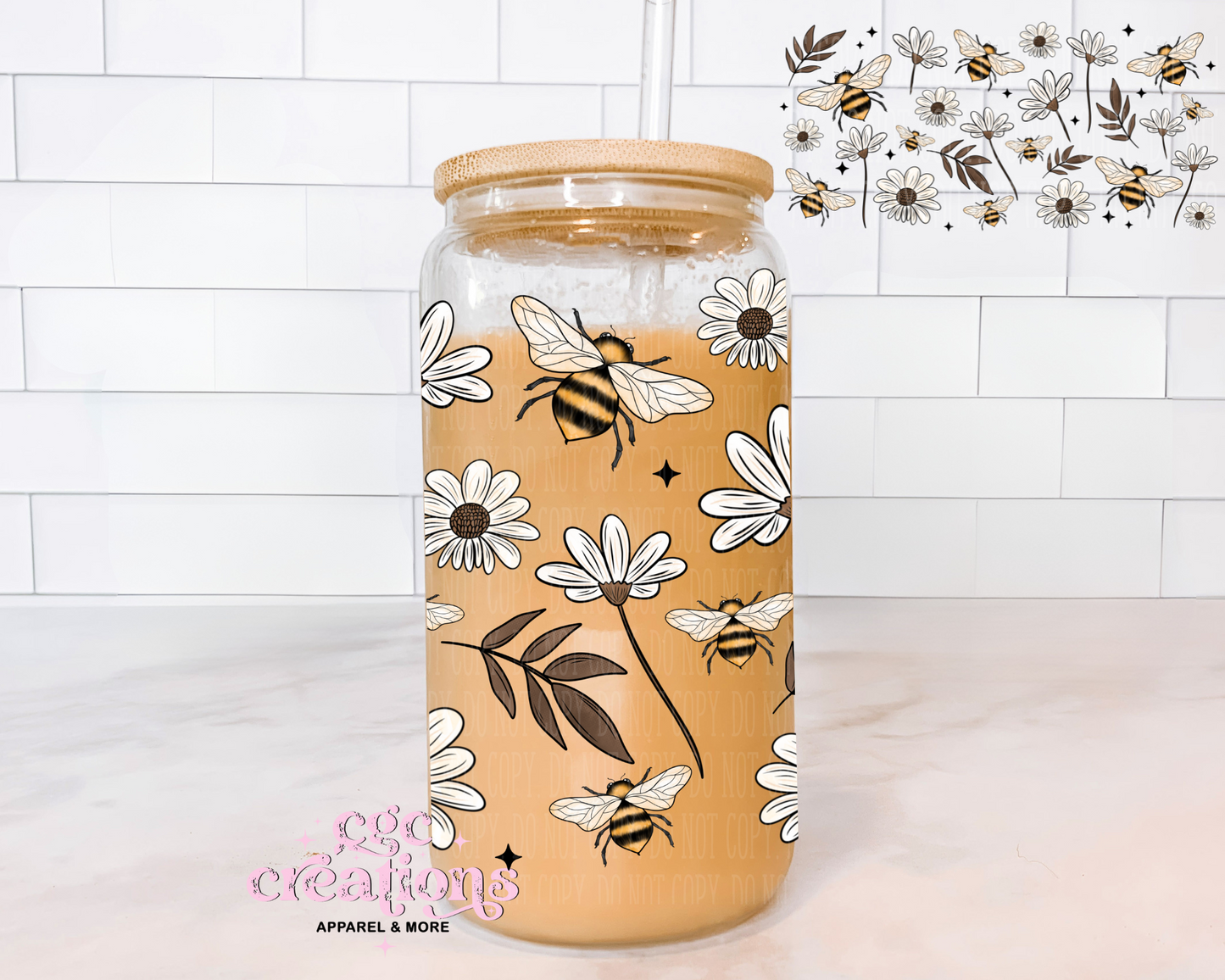 Daisies and Bees 16oz Glass Cup With Lid
